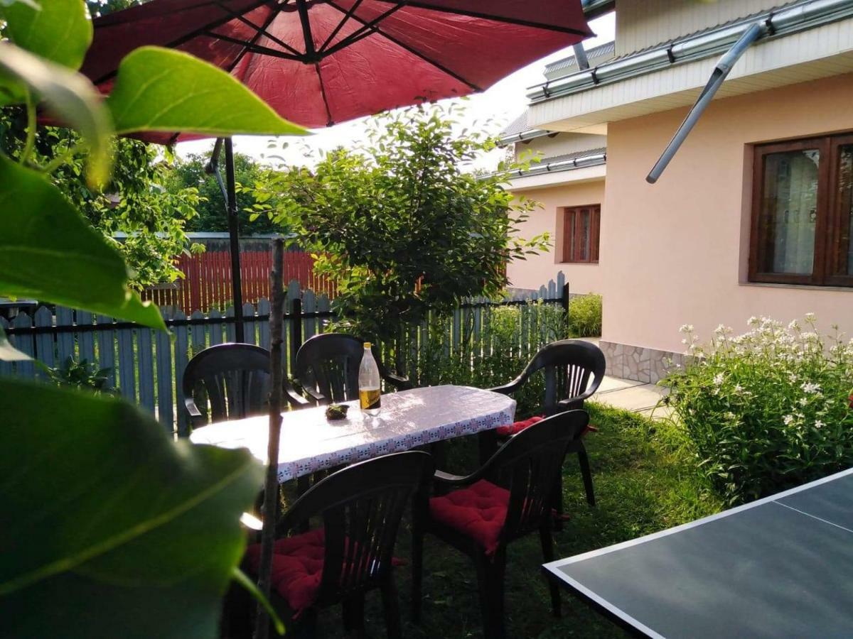 Bed and Breakfast Casa La Agapia Exterior foto